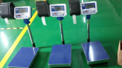 不干膠熱敏打印檢重報警燈電子秤