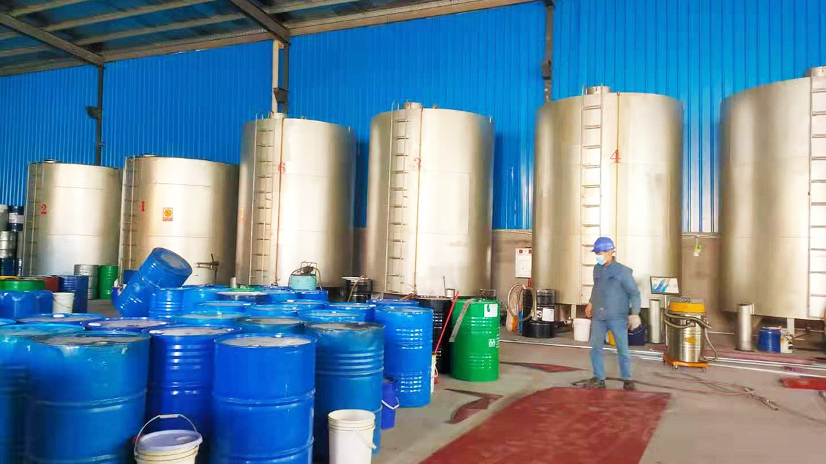 巨衡電子秤廠家為某潤滑油工廠定制智能稱重系統(tǒng)
